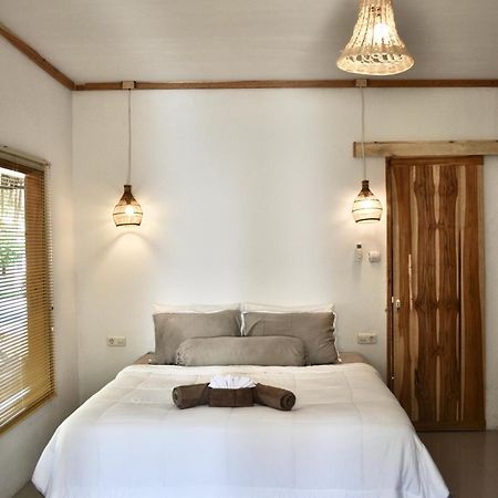 Ripbowl Guest House Selong Belanak Dış mekan fotoğraf
