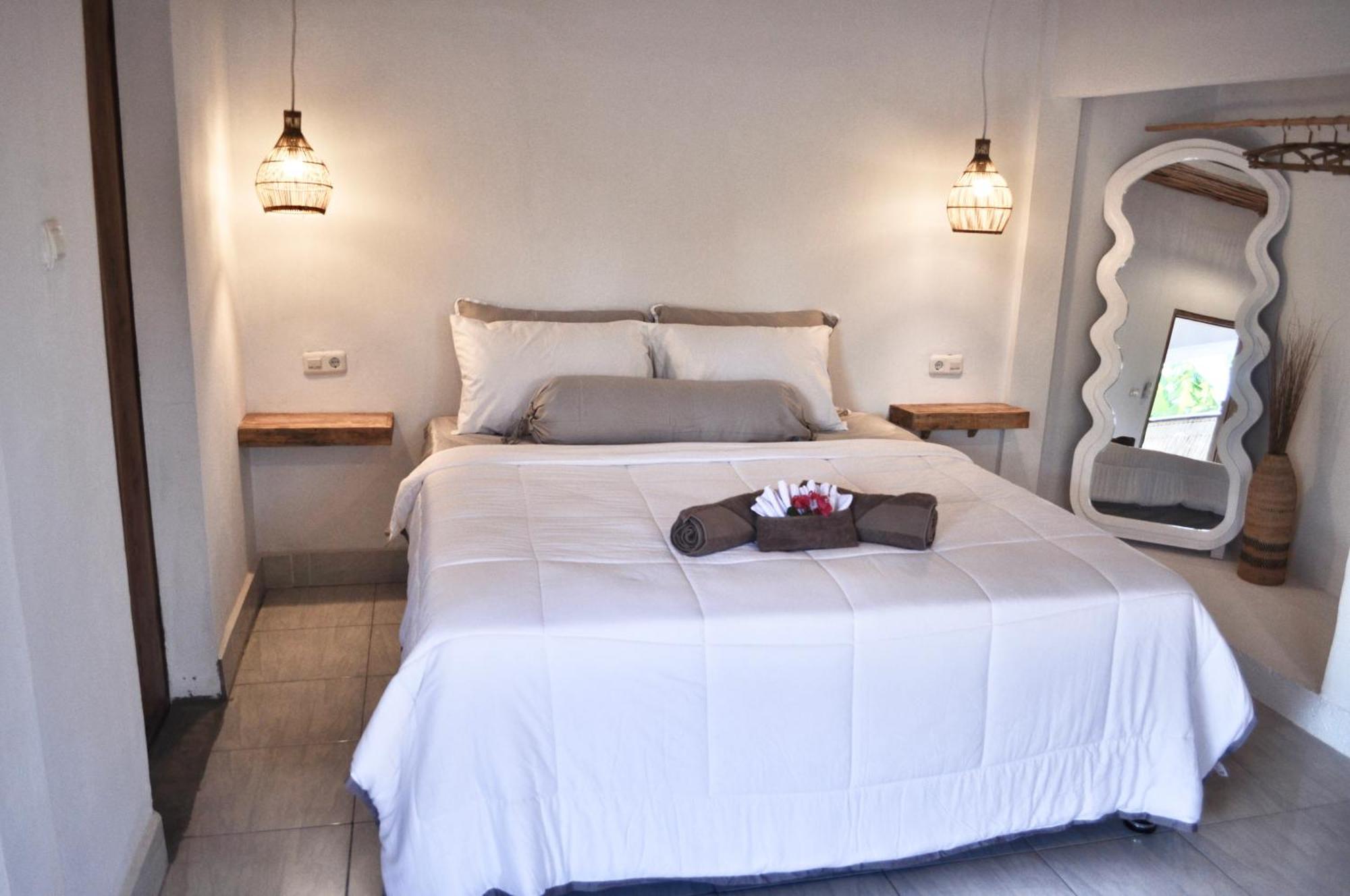 Ripbowl Guest House Selong Belanak Dış mekan fotoğraf