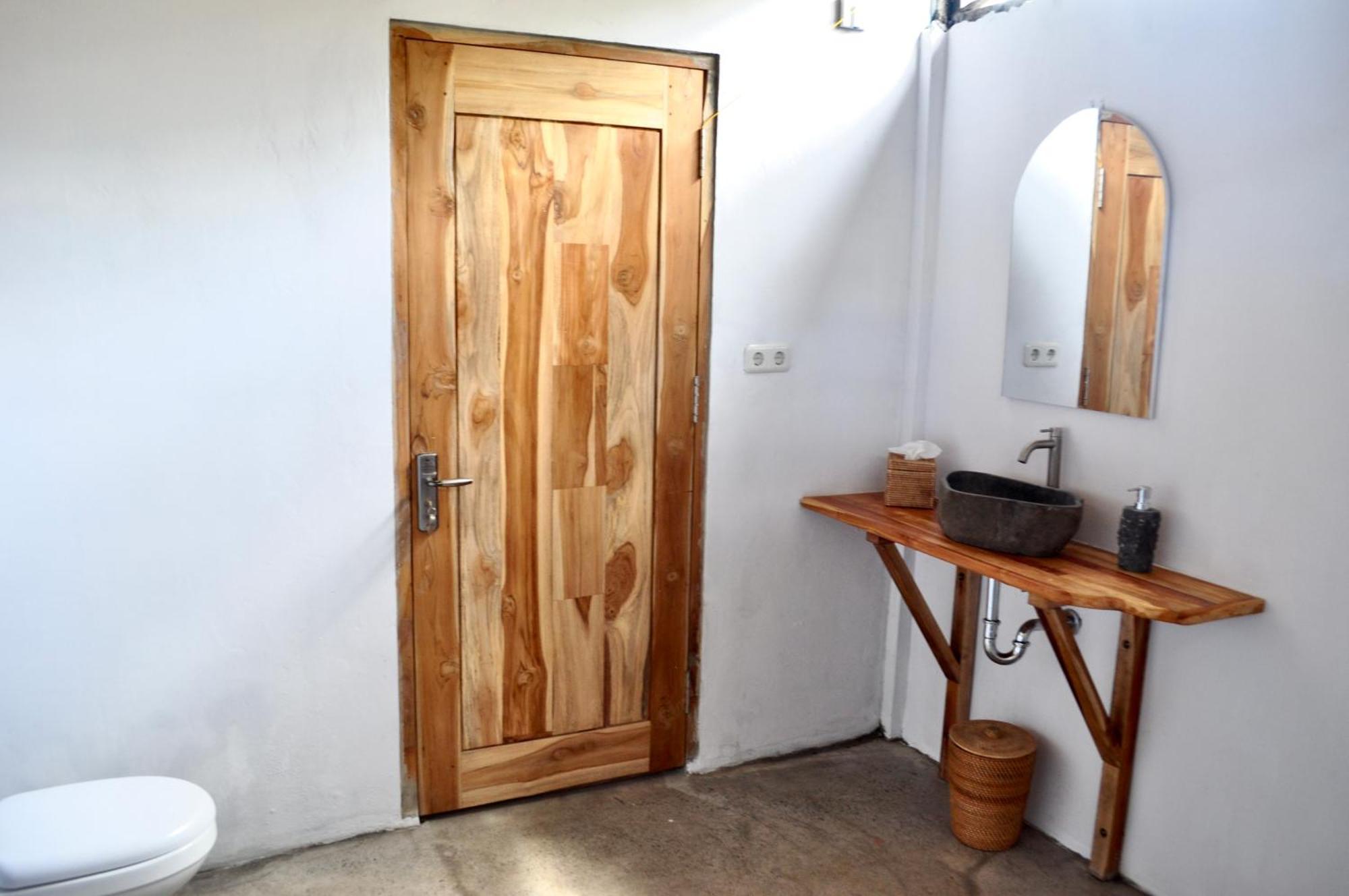 Ripbowl Guest House Selong Belanak Dış mekan fotoğraf