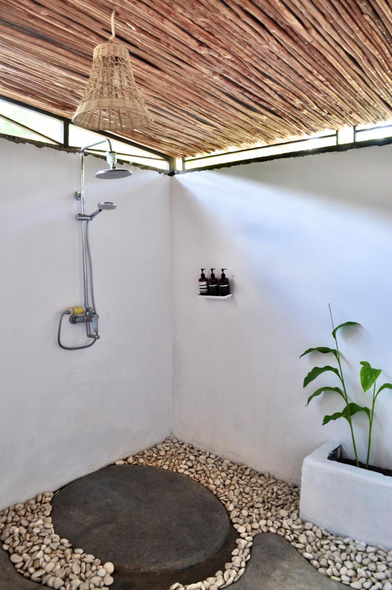 Ripbowl Guest House Selong Belanak Dış mekan fotoğraf