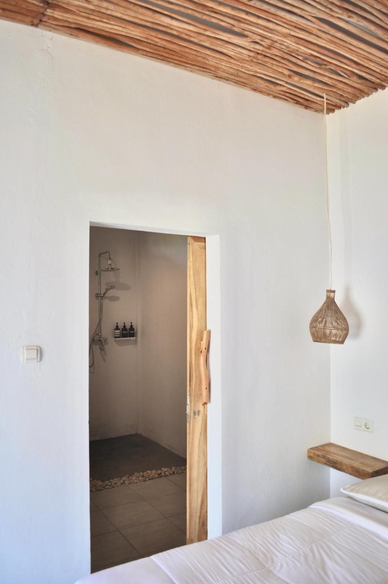 Ripbowl Guest House Selong Belanak Dış mekan fotoğraf